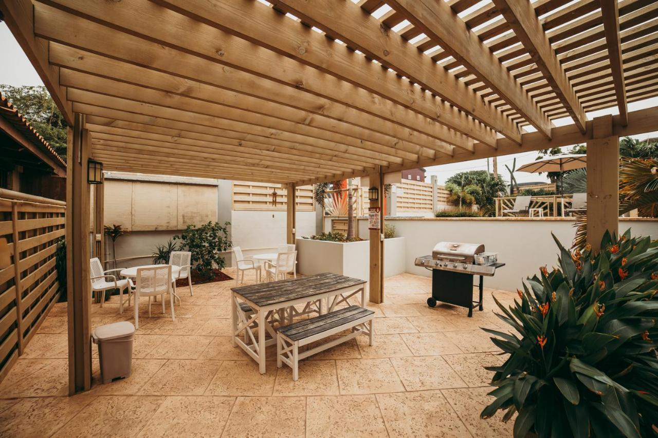 Ser'I Bucurui Accommodations Palm Beach Eksteriør billede